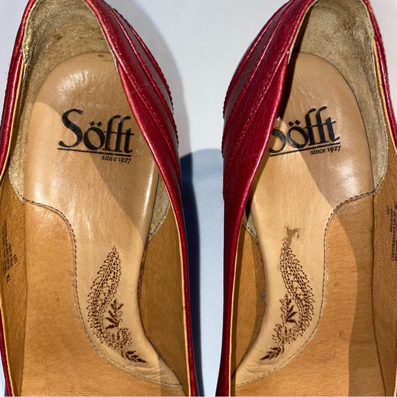 Söfft Deep Red Leather Low Heels - Picture 3 of 10